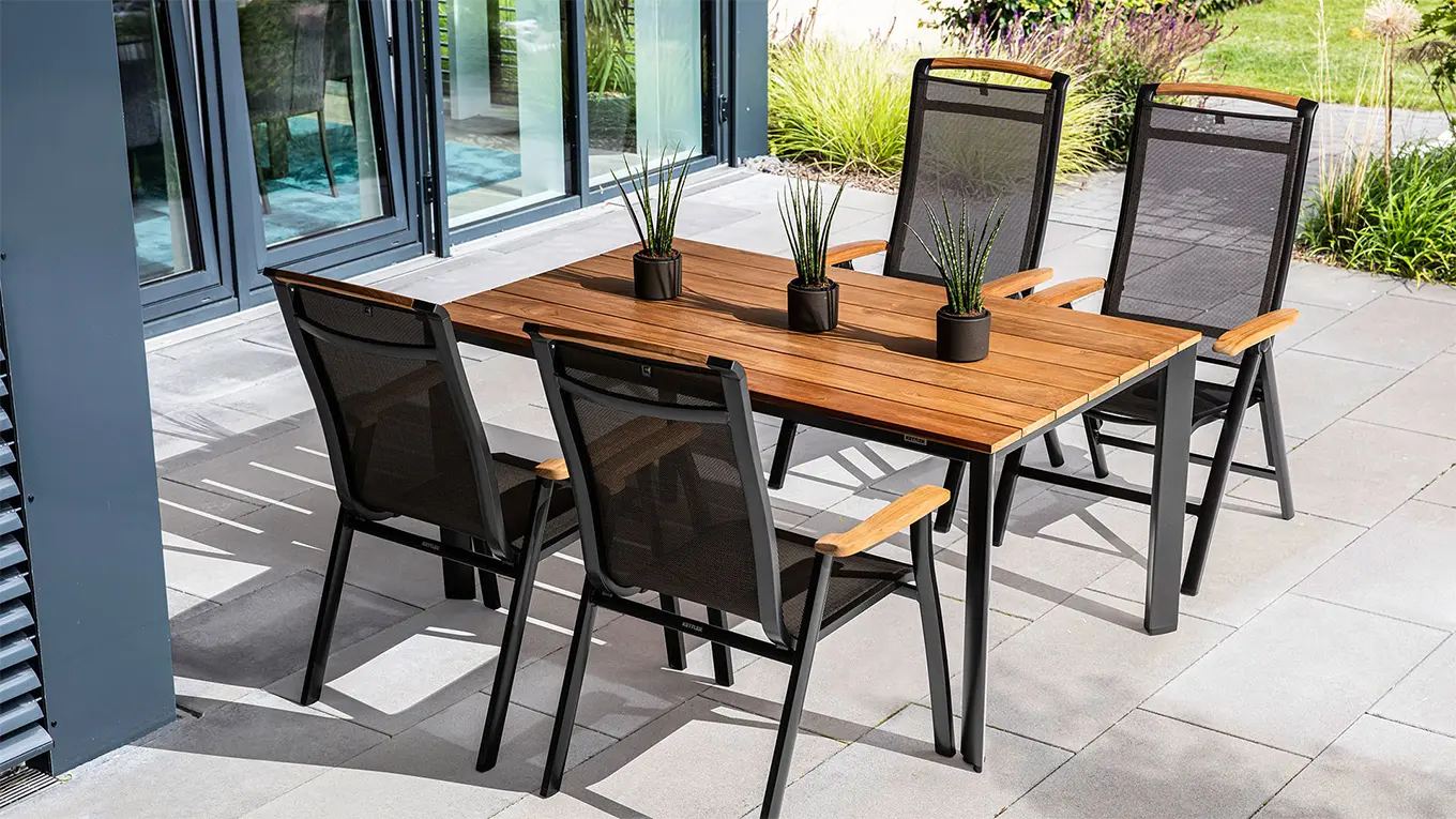 Kettler Memphis Gartentisch und stühle auf der terrasse